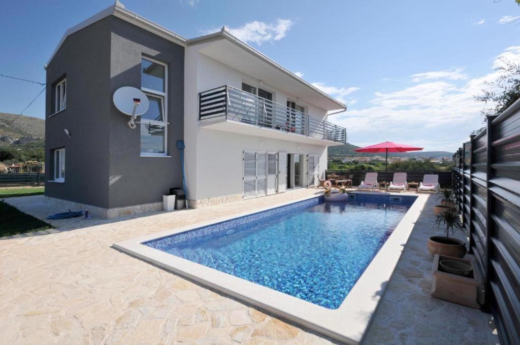 Villa Carolina Trogir Eksteriør bilde
